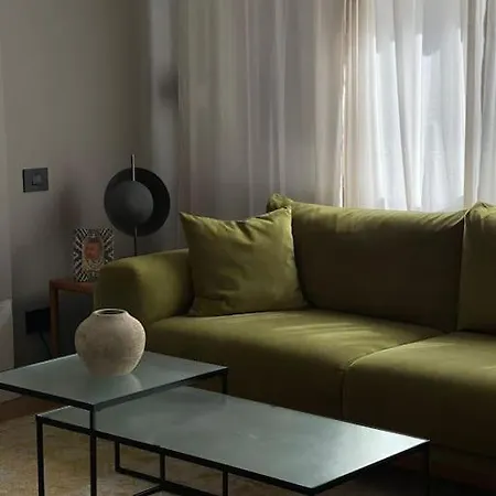 Stunning 1bd Flat With 50m2 Terrace In The Center Apartman Bukarest