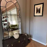 Stunning 1bd Flat With 50m2 Terrace In The Center Appartamento *
